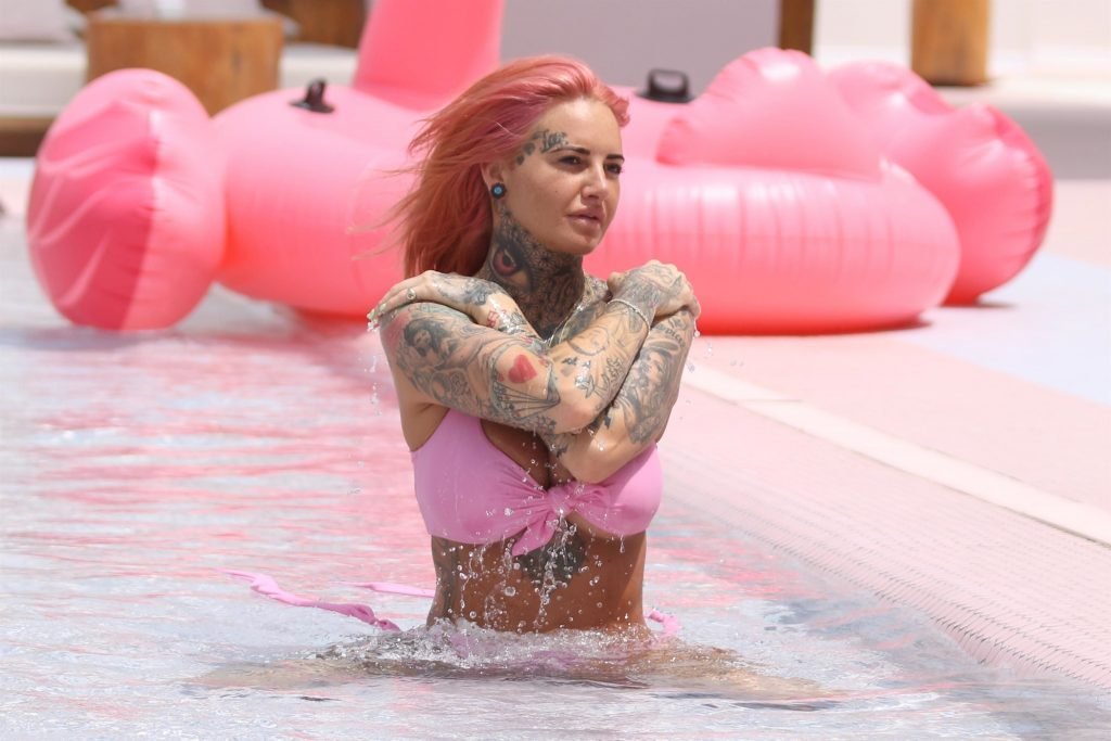 Jemma Lucy Sexy (45 Photos)