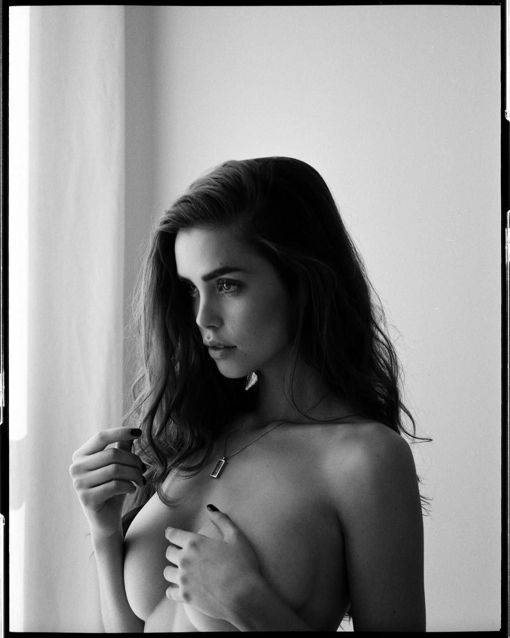 Jessica Buch Nude &amp; Sexy (106 Photos)