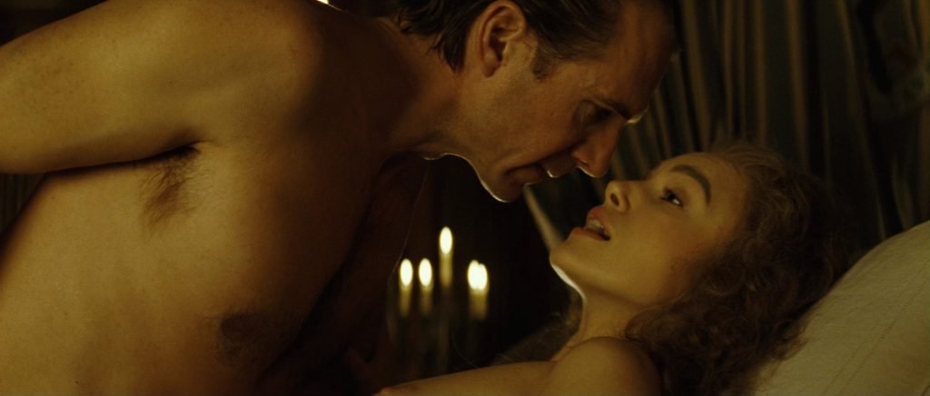 Keira Knightley Nude – The Duchess (6 Pics + GIF &amp; Video)