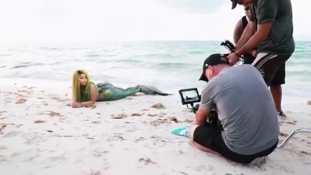 Nicki Minaj Topless (33 Photos + Videos)