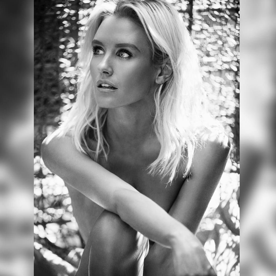 1080px x 1080px - Nicky Whelan Naked | #TheFappening
