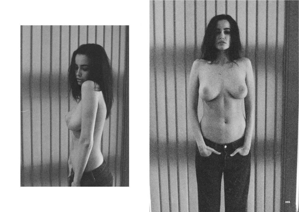 Sarah Stephens Nude &amp; Sexy (8 Photos)