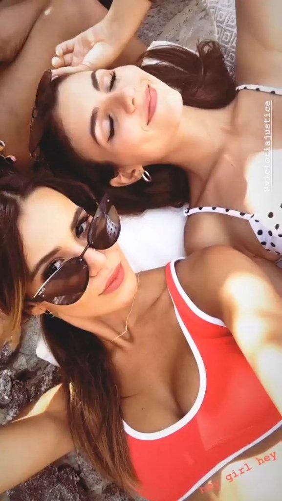 Victoria Justice &amp; Madison Grace Sexy (43 Photos + GIF &amp; Video)