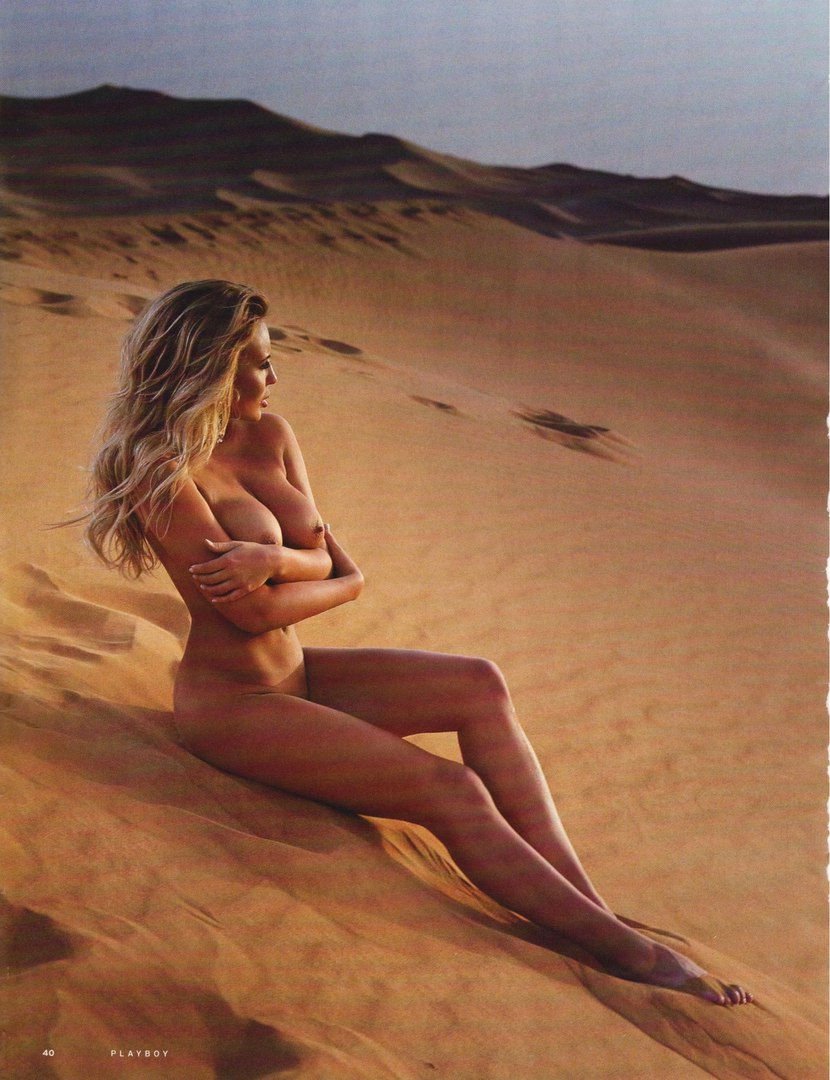 Alina Ilina Nude &amp; Sexy (75 Photos)
