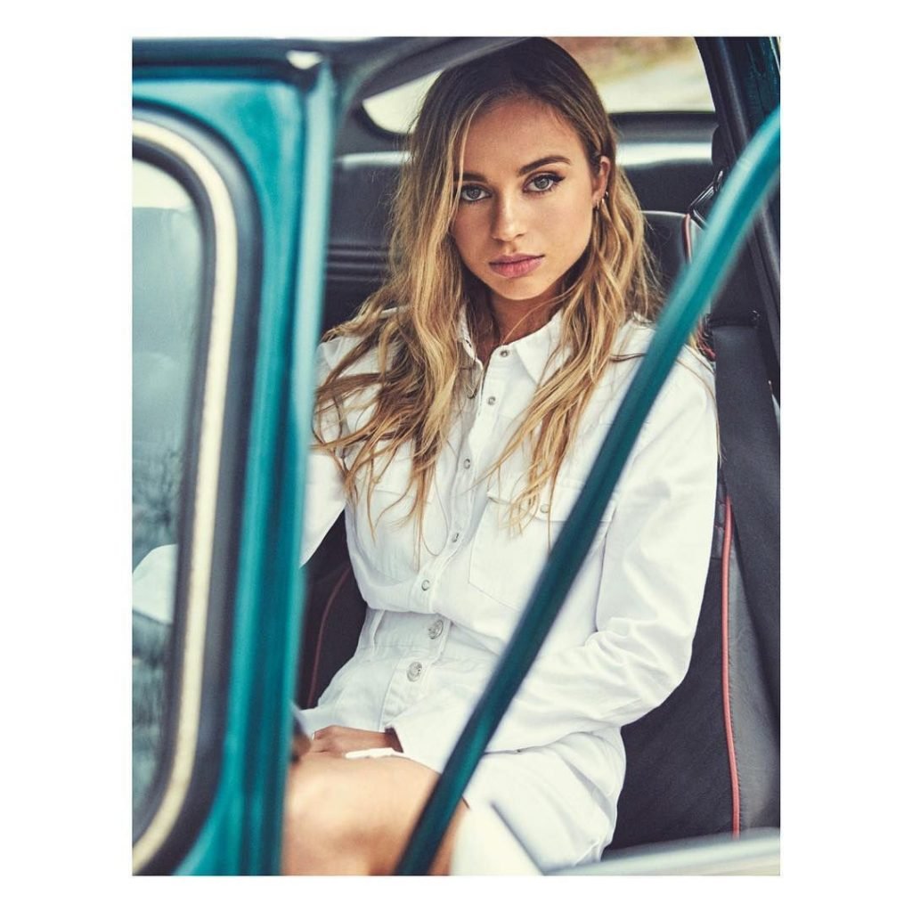 Lady Amelia Windsor Sexy (50 Photos)