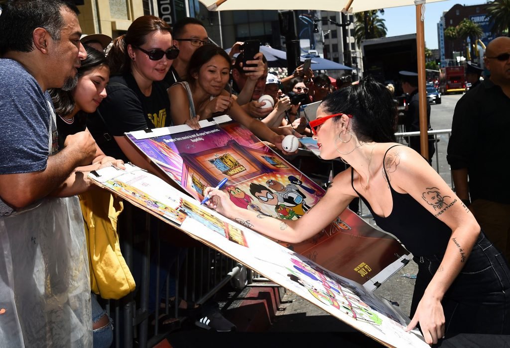 Halsey Braless (120 Photos)