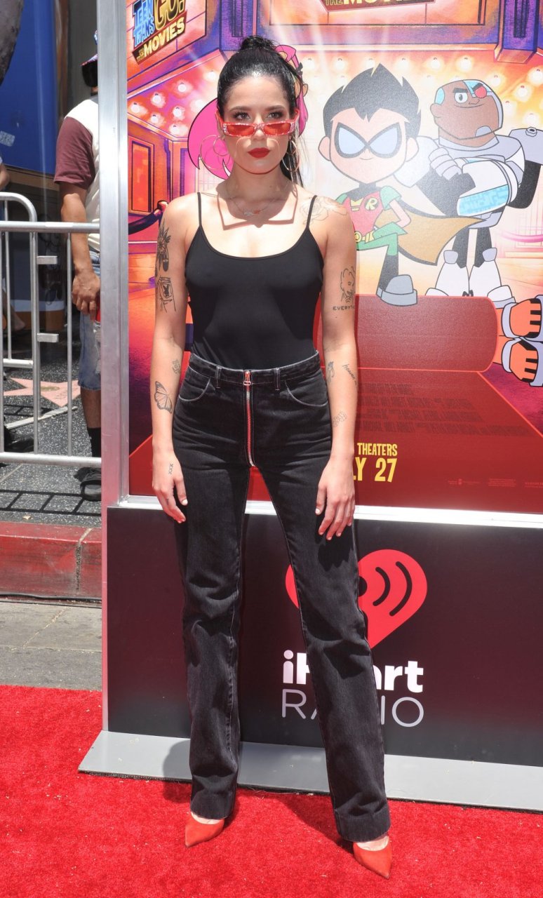 Halsey Braless (120 Photos)