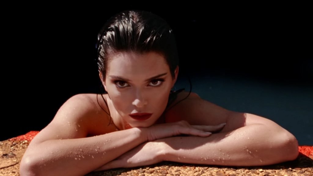Kendall Jenner Topless (9 Pics + GIF &amp; Video)