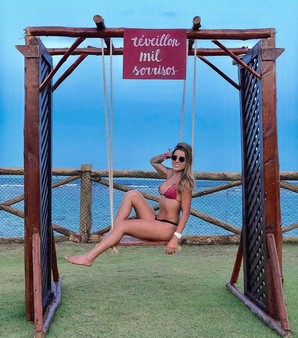 Leticia Bufoni Nude &amp; Sexy (63 Photos + Videos)