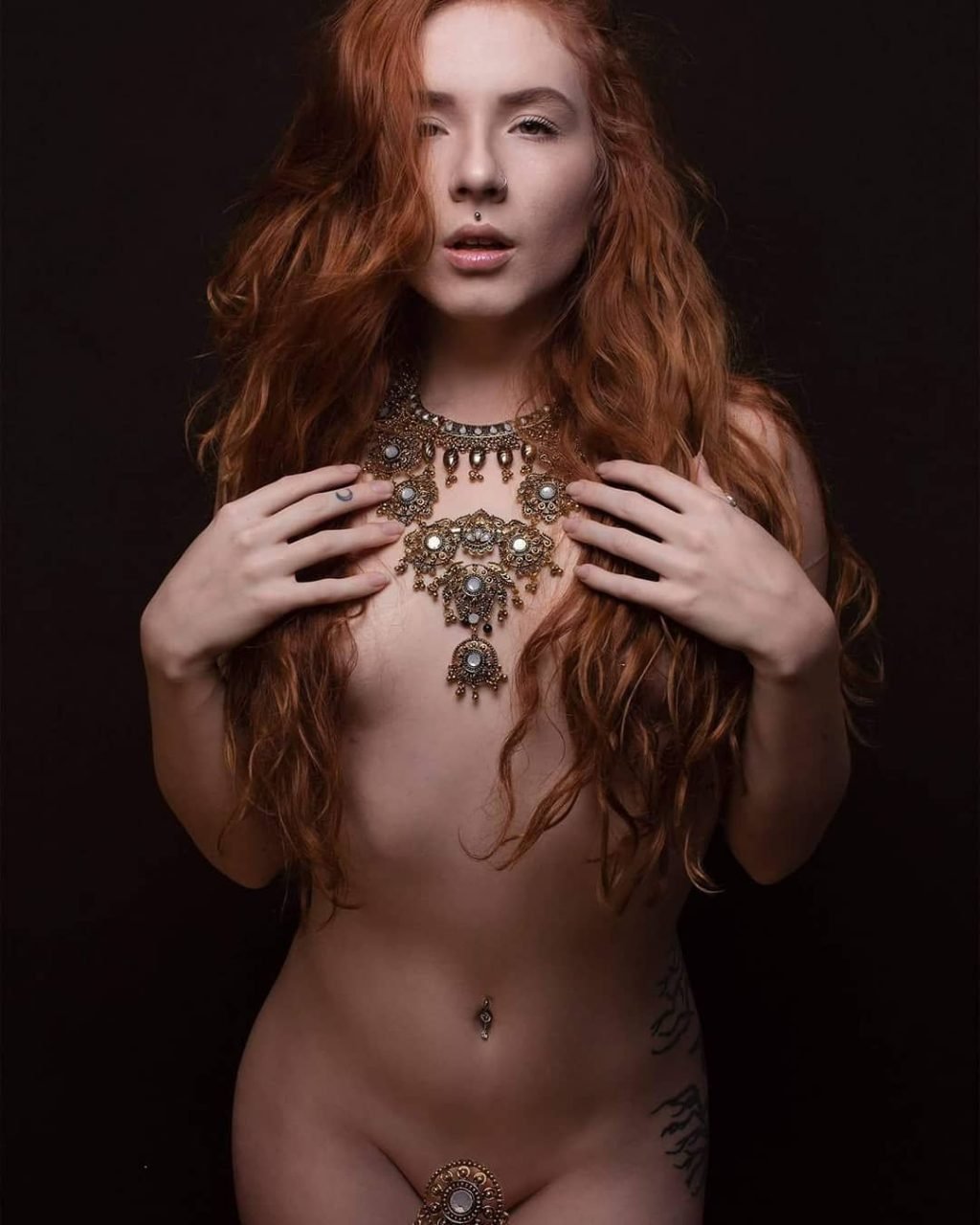 Lilith Jenovax Nude & Sexy (90 Photos) .