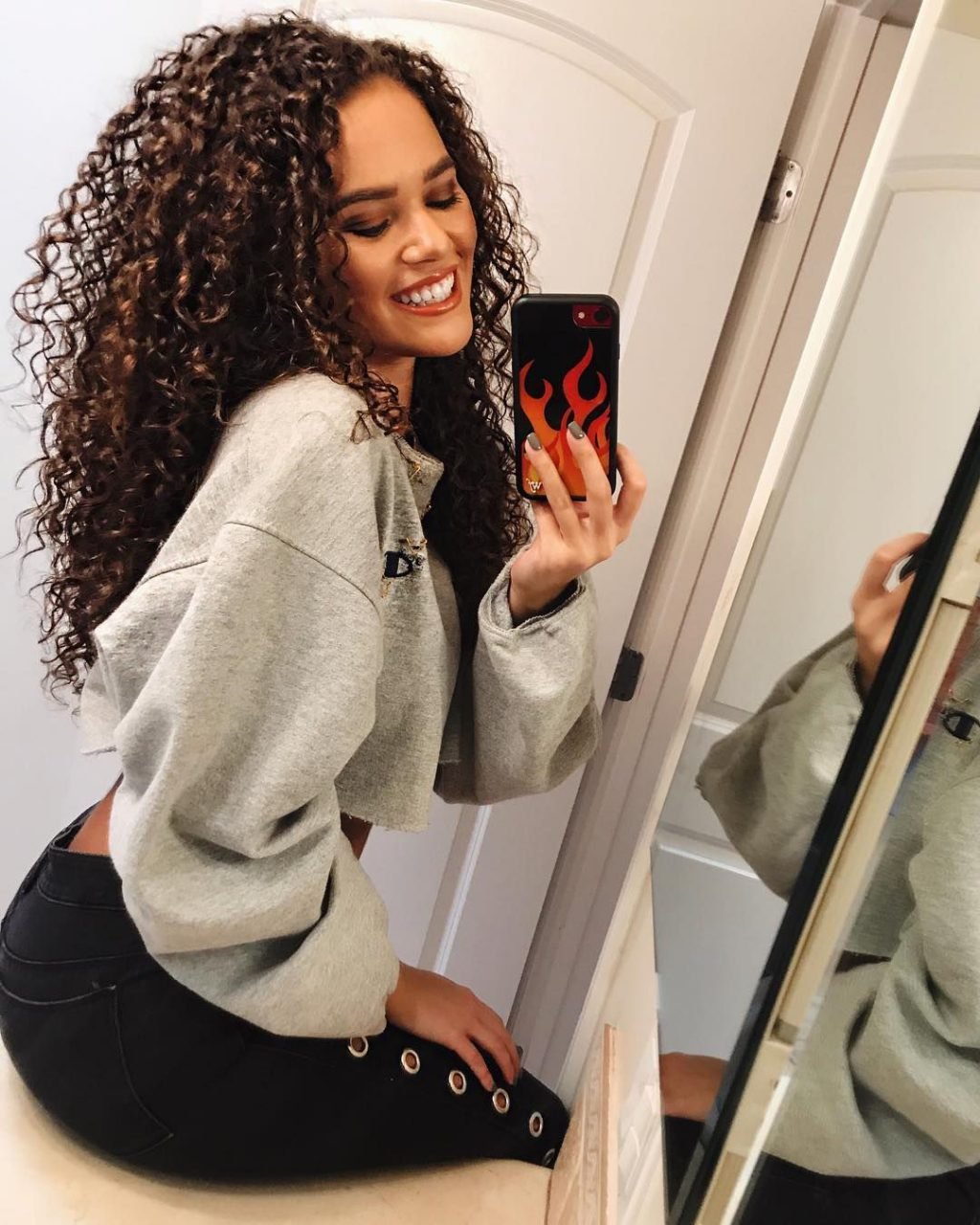 Madison Pettis Sexy (76 Photos)