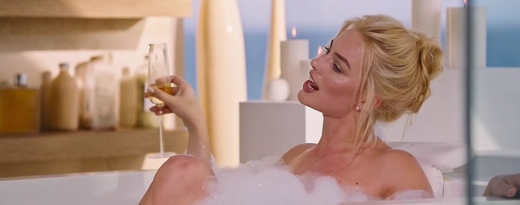 Margot Robbie Nude and Sexy (7 Video and 47 Photos)