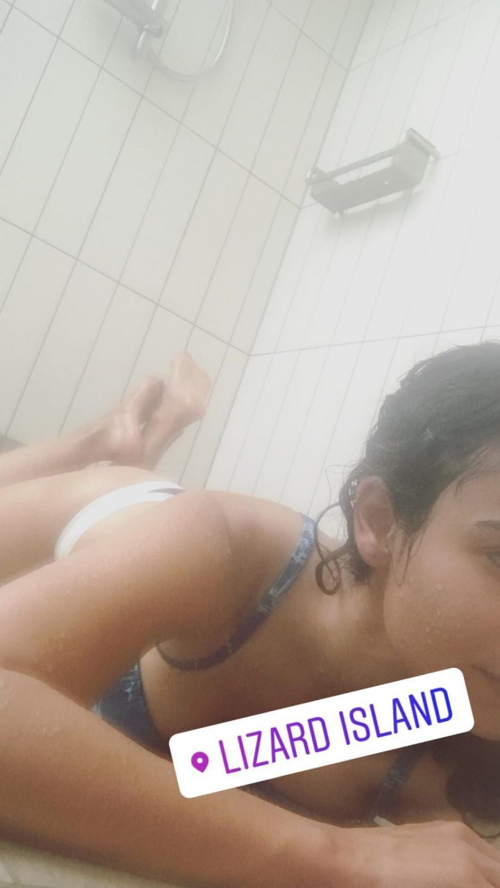 Nadine Velazquez Nude &amp; Sexy (230 Photos)