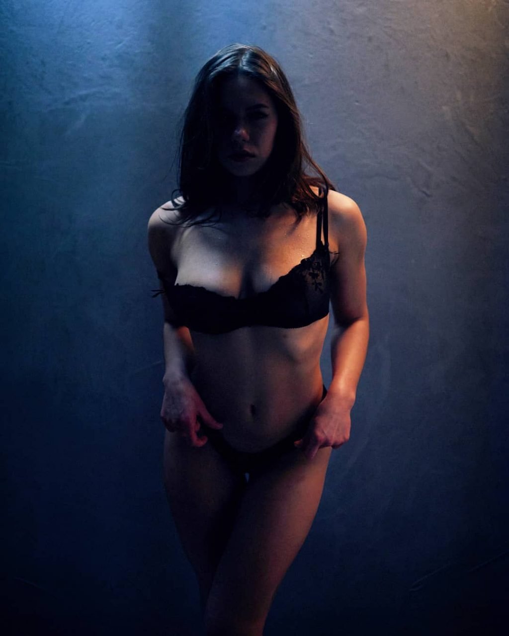 Polina Volodina Nude &amp; Sexy (102 Photos)