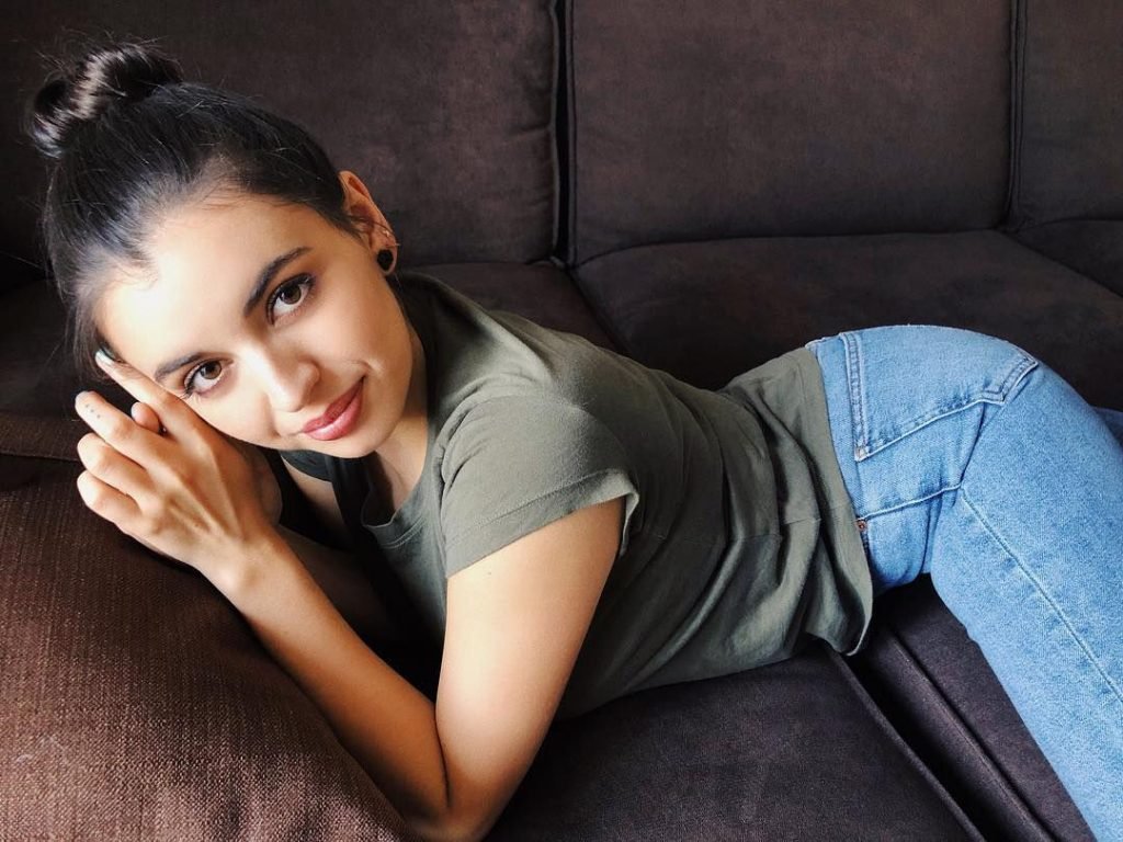 Rebecca Black Sexy (53 Photos + GIF)