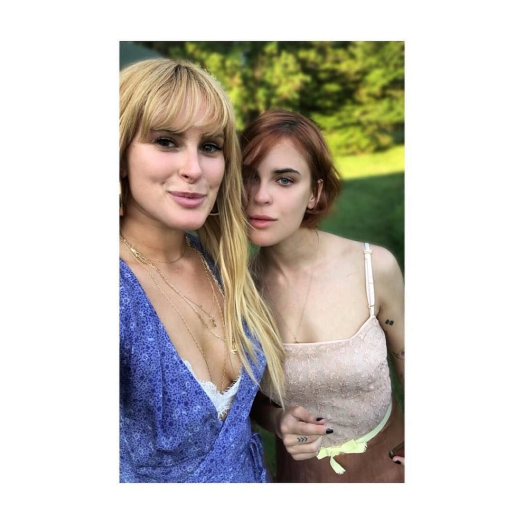 Rumer Willis Sexy &amp; Topless (42 Photos + Videos)