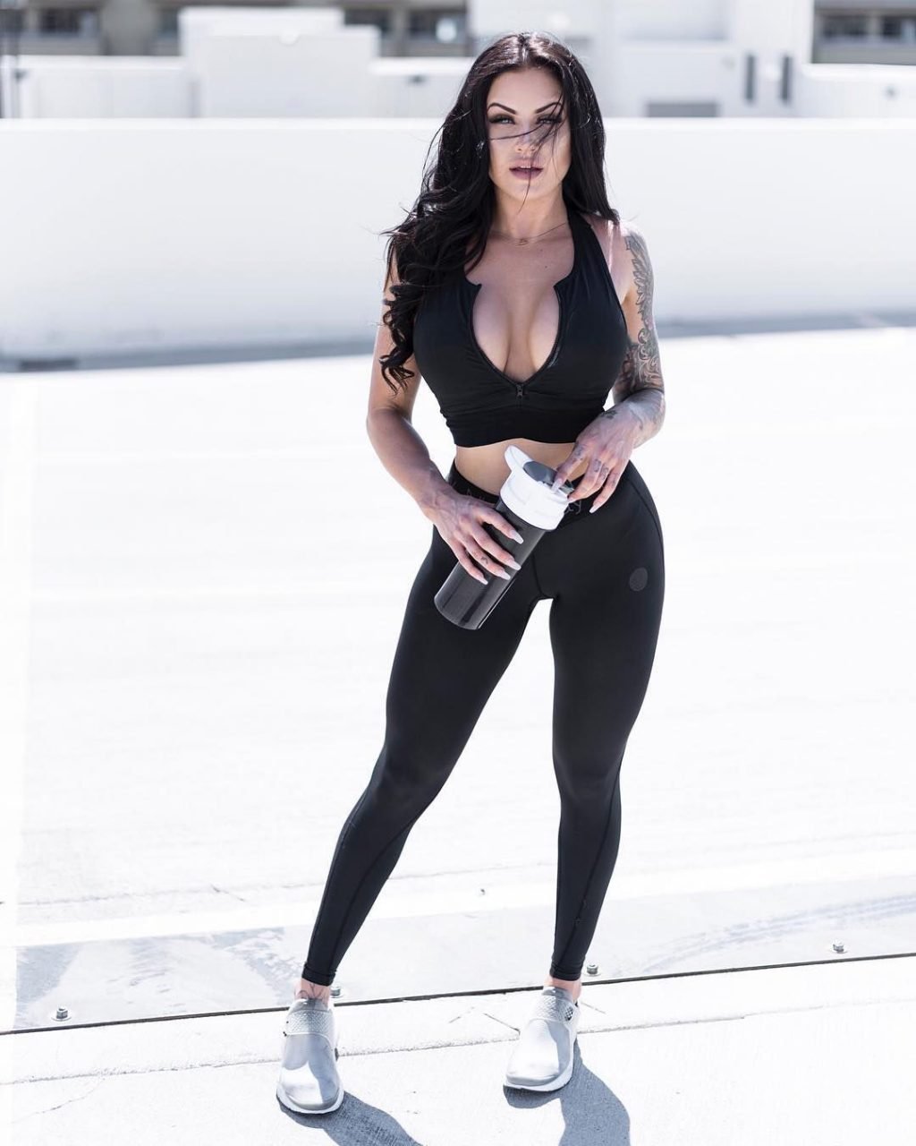 Tasha Mackenzie Big Ass Model With Fitness Body