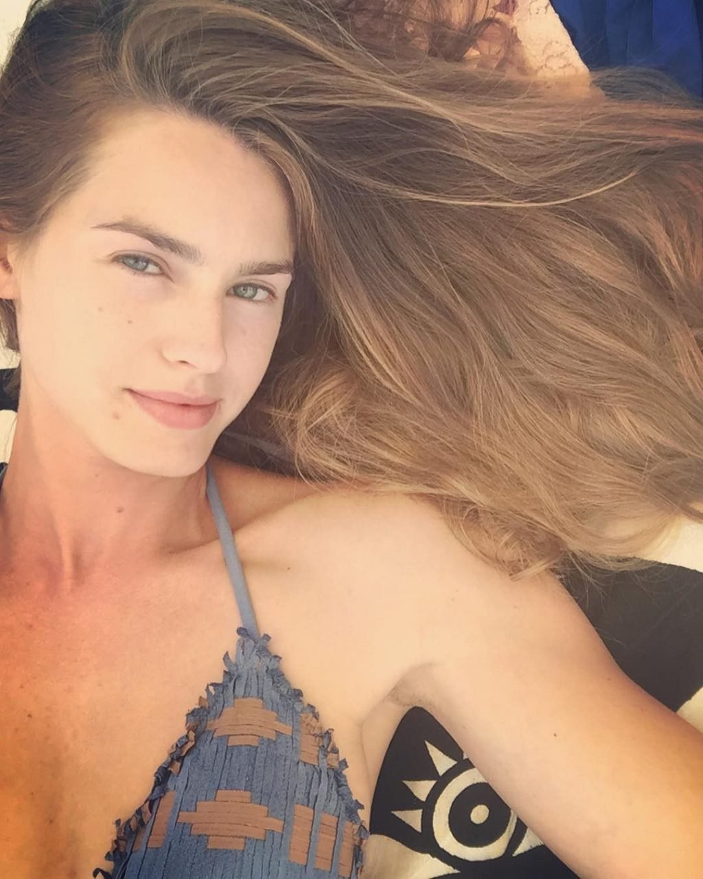 Vanessa Hessler Nude &amp; Sexy (80 Photos)