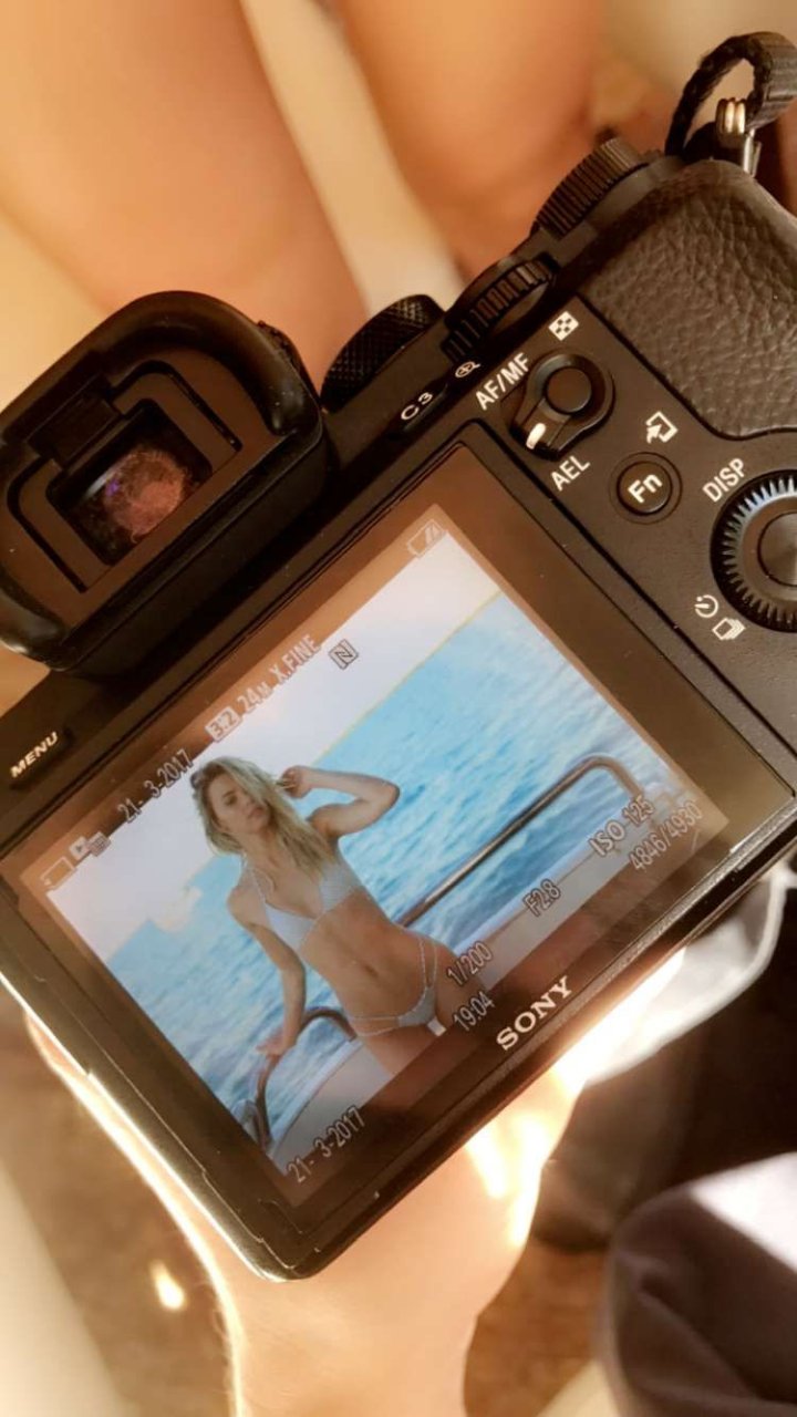 Amber Davis Nude &amp; Sexy (171 Photos)
