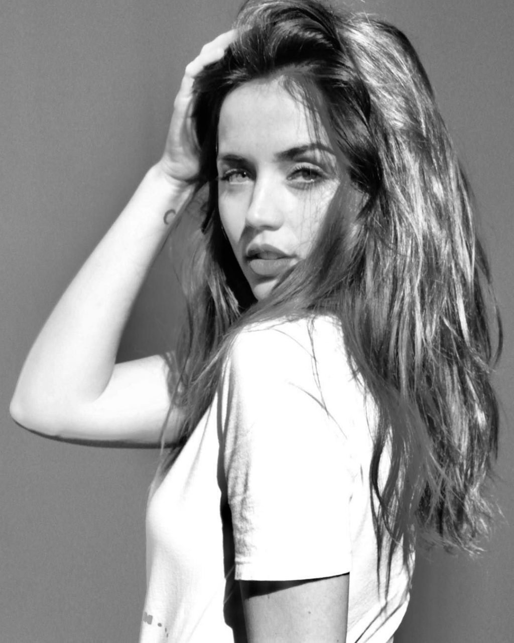 Ana de Armas Nude &amp; Sexy (129 Photos)