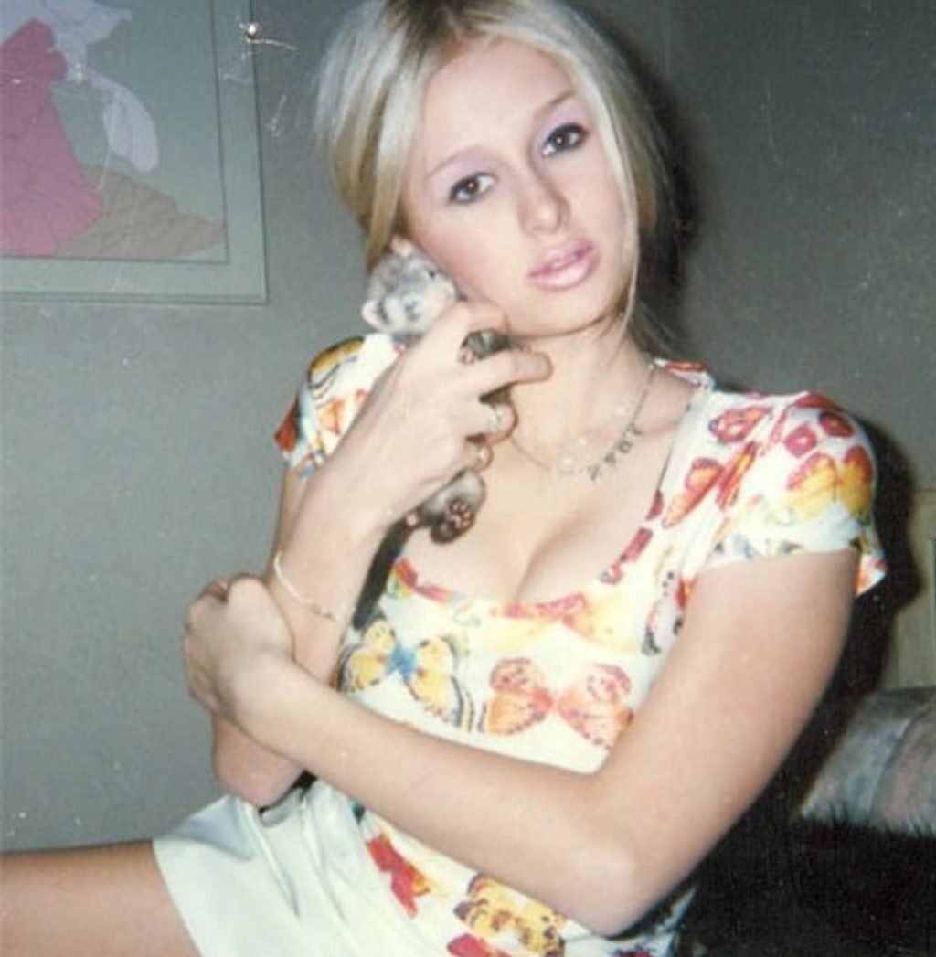 Paris Hilton Sexy (108 Photos)