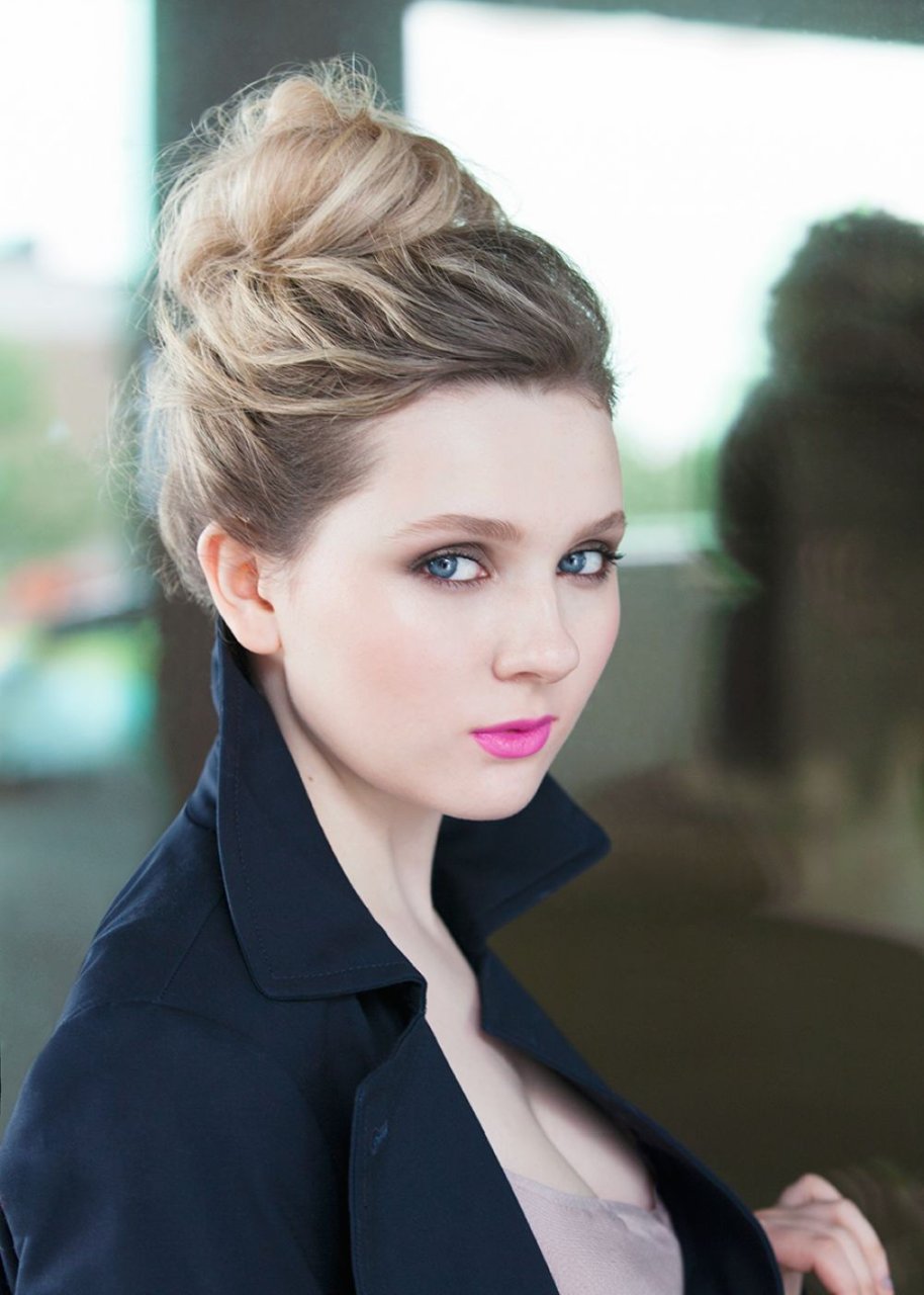 Abigail Breslin Sexy (28 Photos)