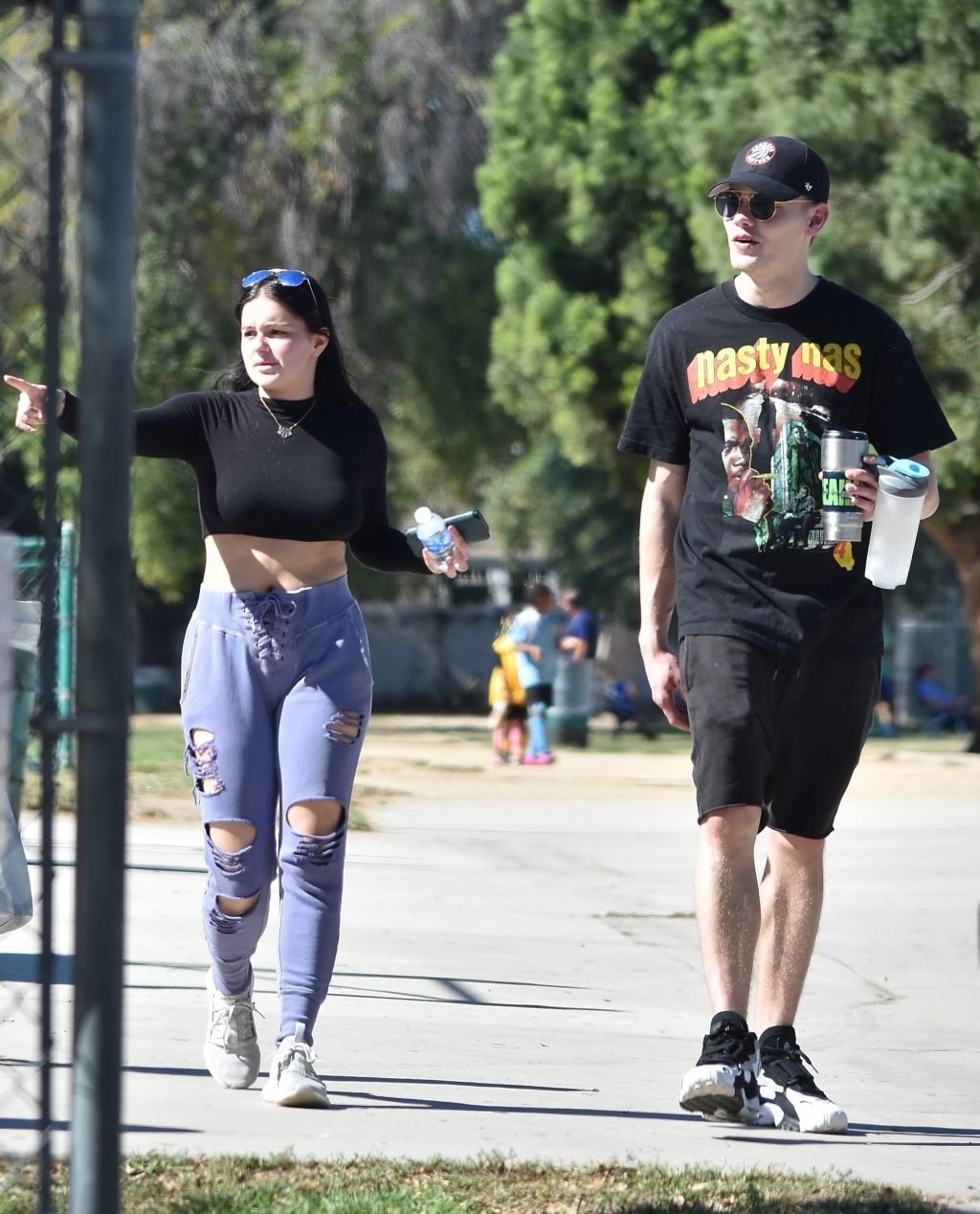 Ariel Winter Sexy (17 Hot Photos)