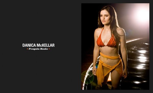 Danica McKellar Sexy (145 Photos)