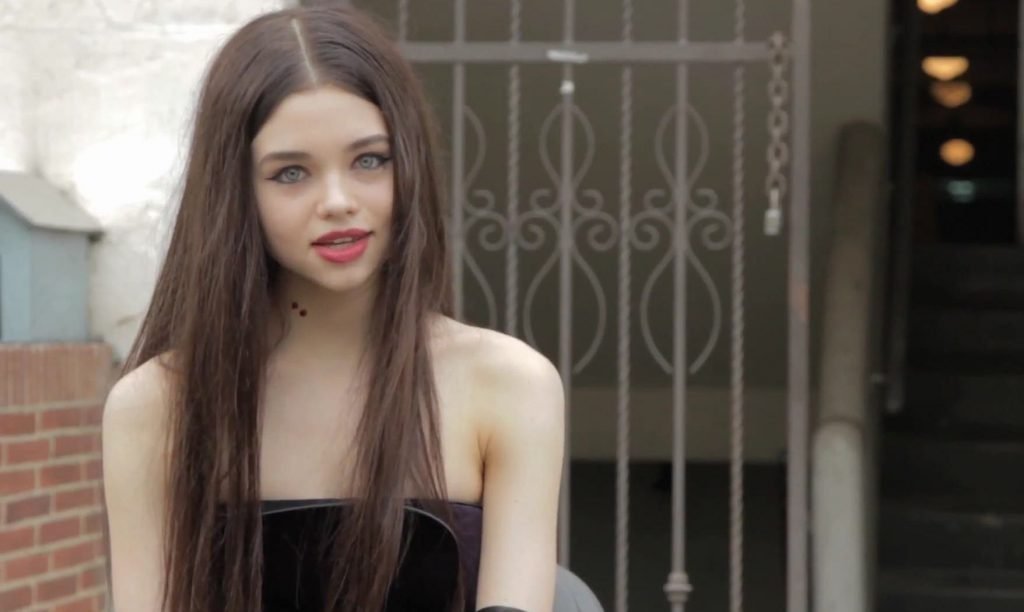 India Eisley Sexy (62 Photos)