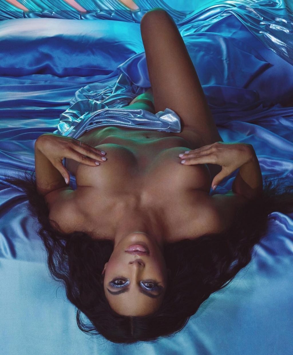 Kim Kardashian Nude &amp; Sexy (7 New Photos)