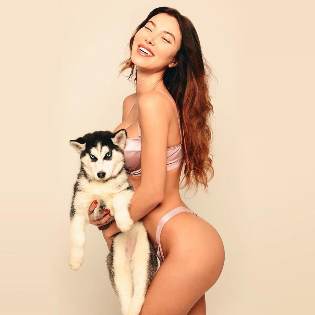 Valentina Fradegrada Nude &amp; Sexy (247 Photos + GIFs &amp; Videos)