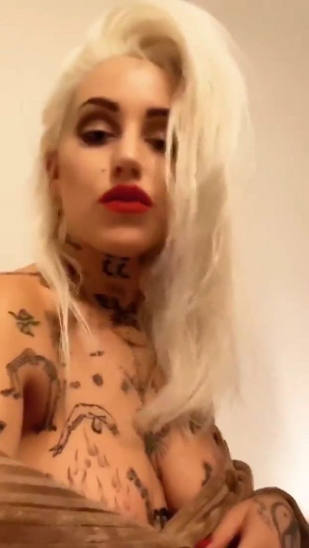 Brooke Candy Topless 15 Pics S And Video Thefappening