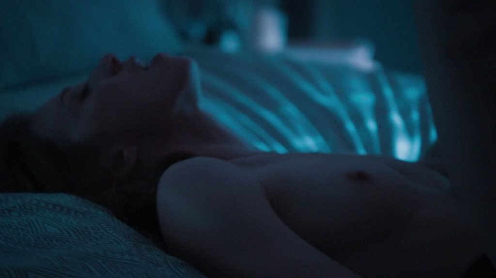 Carrie Coon Nude – The Leftovers (6 Pics + GIF &amp; Video)