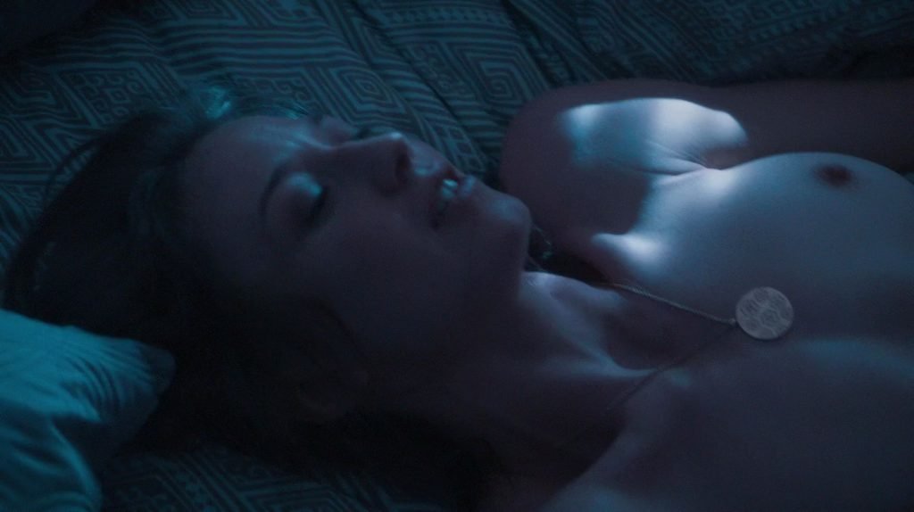 Carrie Coon Nude – The Leftovers (6 Pics + GIF &amp; Video)