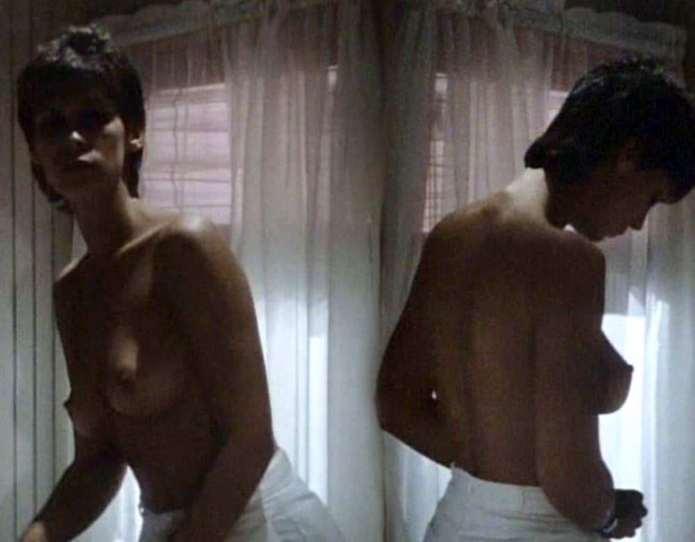 Jamie Lee Curtis and Sexy Scenes (7 Video and 62 Photos) .