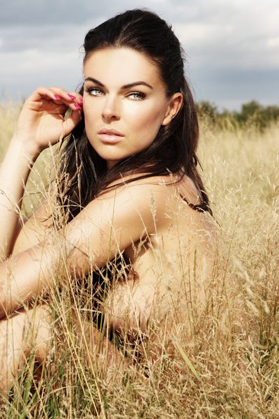 Serinda Swan Sexy And Topless 4 Photos Thefappening 