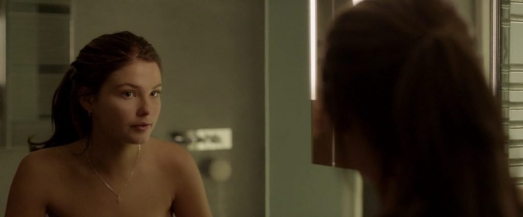 Stefanie Scott, Anna Friel Sexy – I.T. (18 Pics + GIF &amp; Video)