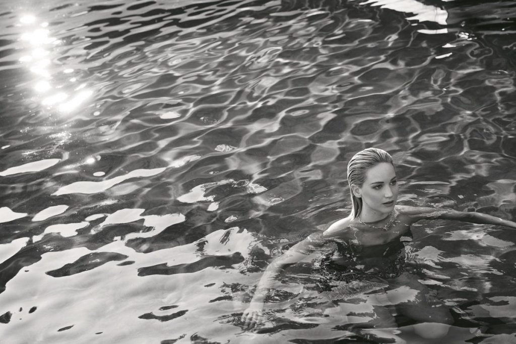 Jennifer Lawrence Sexy (50 Photos + Video)