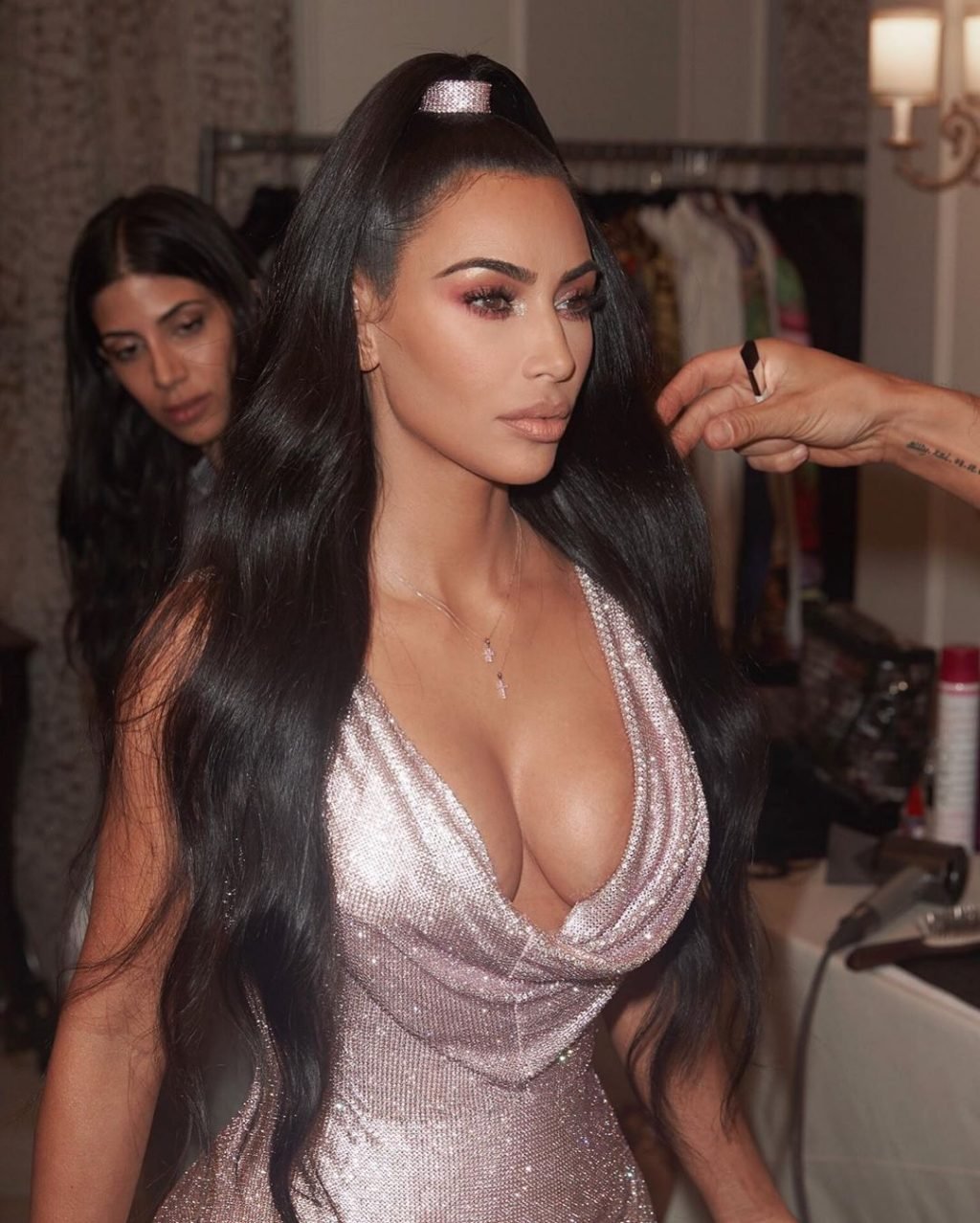 Kim Kardashian Sexy (28 New Photos)