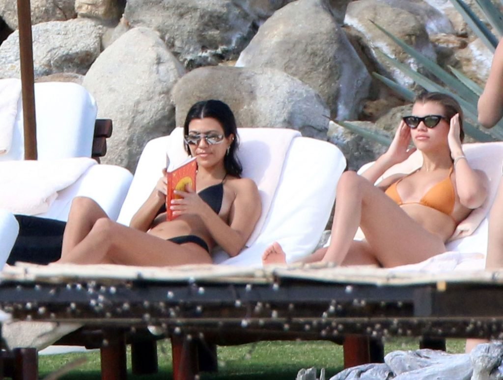 Kourtney Kardashian &amp; Sofia Richie Sexy (207 Photos)