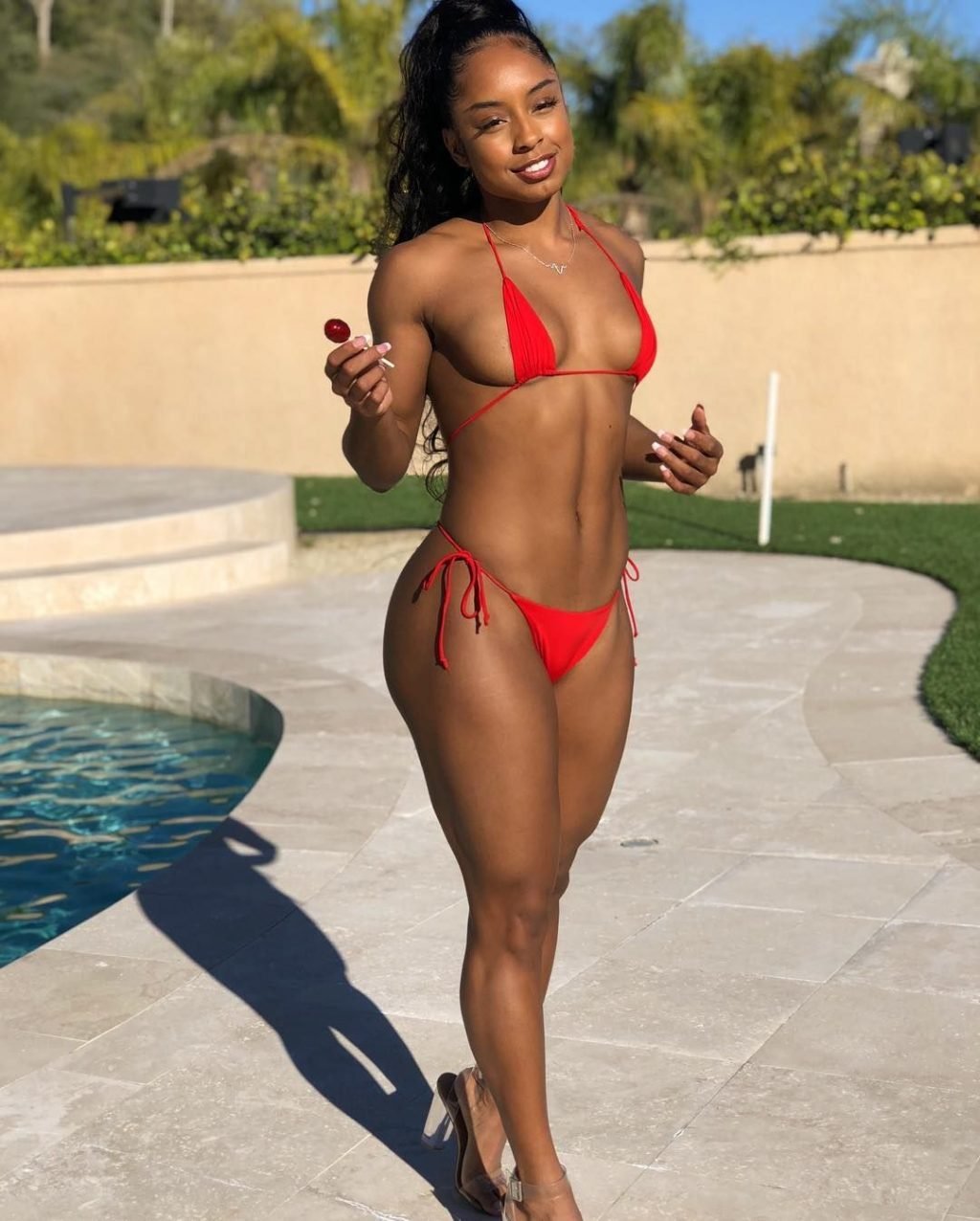 Qimmah Russo Sexy (169 Photos)