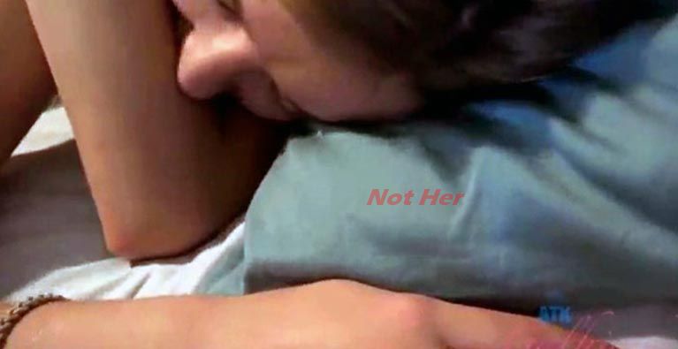 Elizabeth Olsen Nude &amp; Sexy Leaked Fappening (150 Photos + Videos) [Updated 07/08]