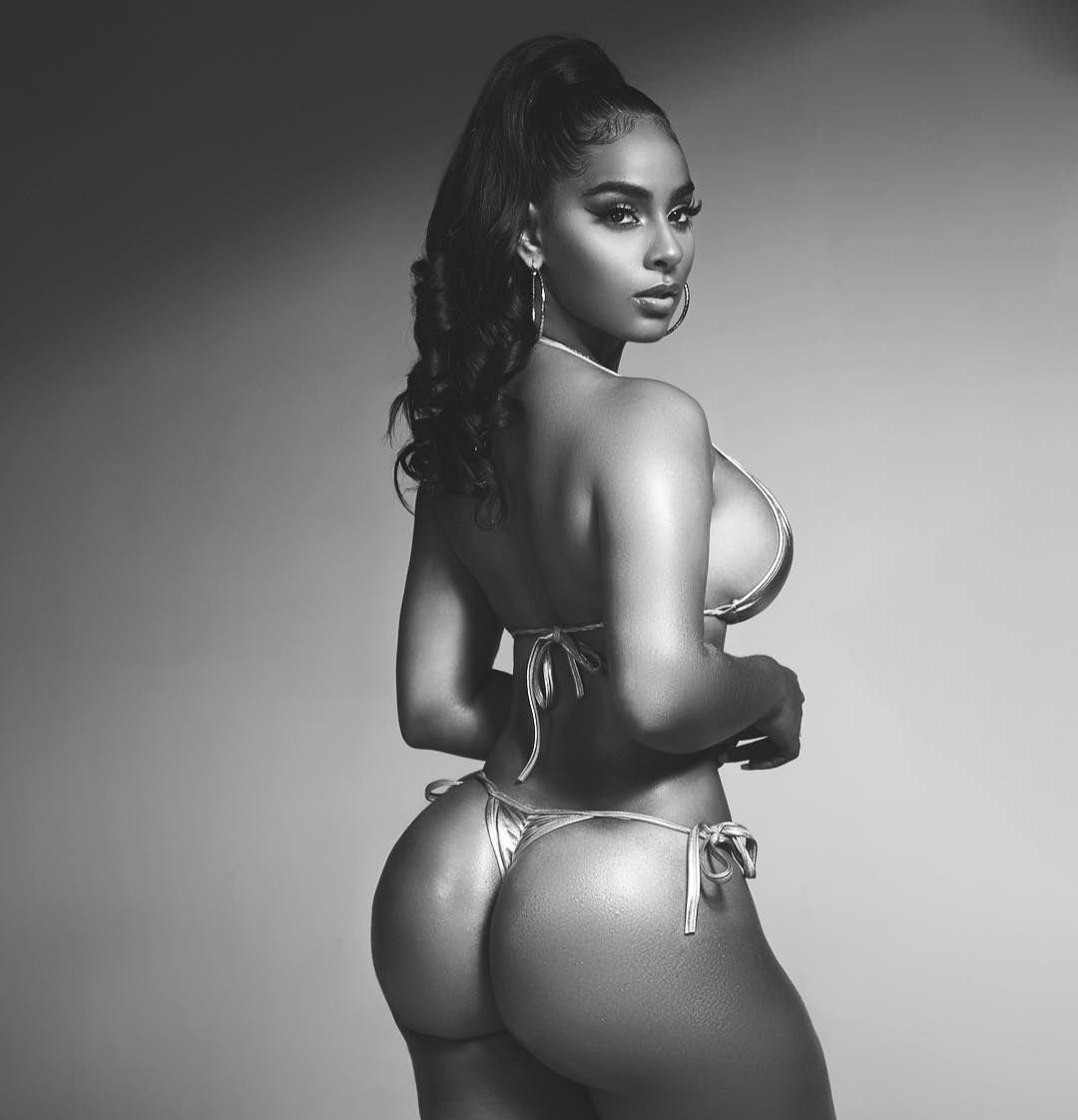 Ayisha Diaz Nude & Sexy (138 Photos) .