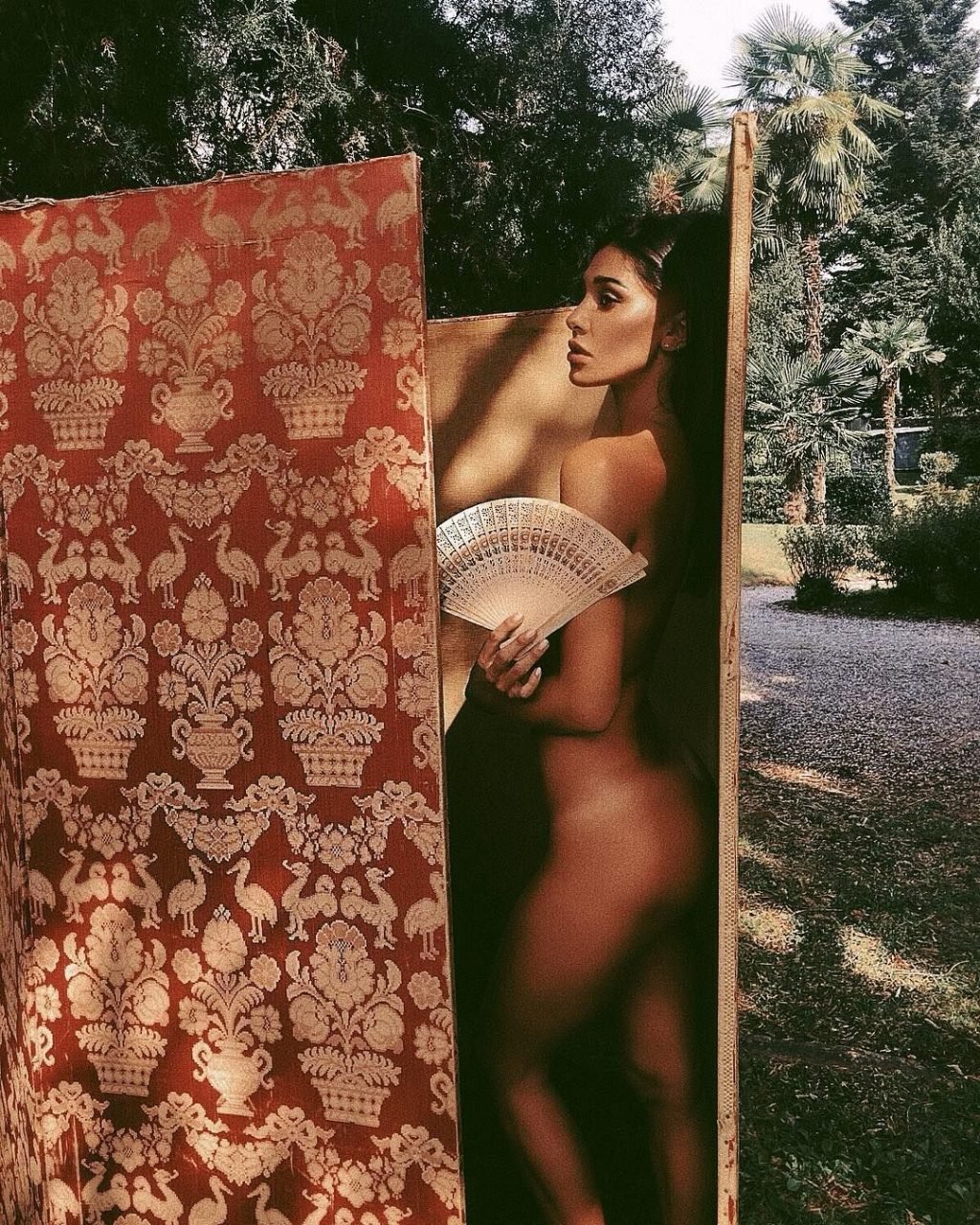 Belen Rodriguez Nude &amp; Sexy (54 Photos)