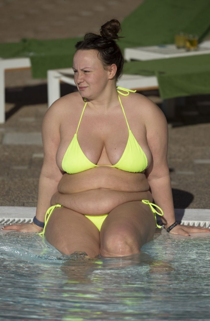 Chanelle Hayes Sexy (59 Photos)