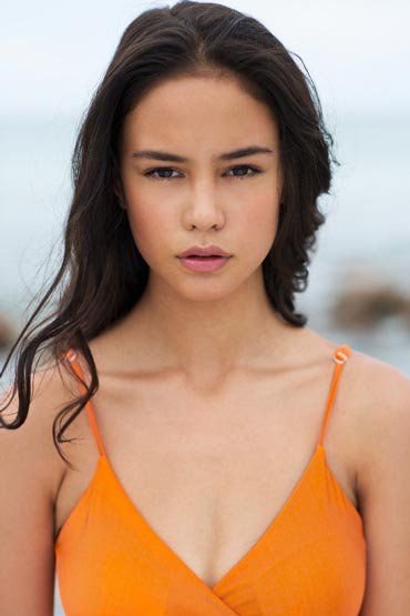 Courtney Eaton Sexy (132 Photos)