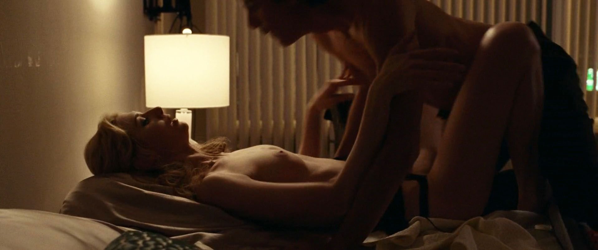 elizabeth debicki nude