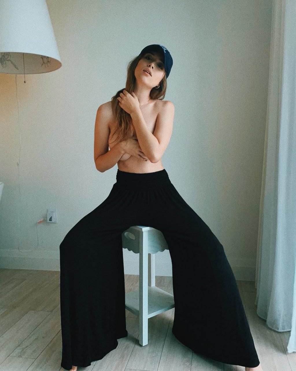 Lauren Summer Nude &amp; Sexy (18 Photos)