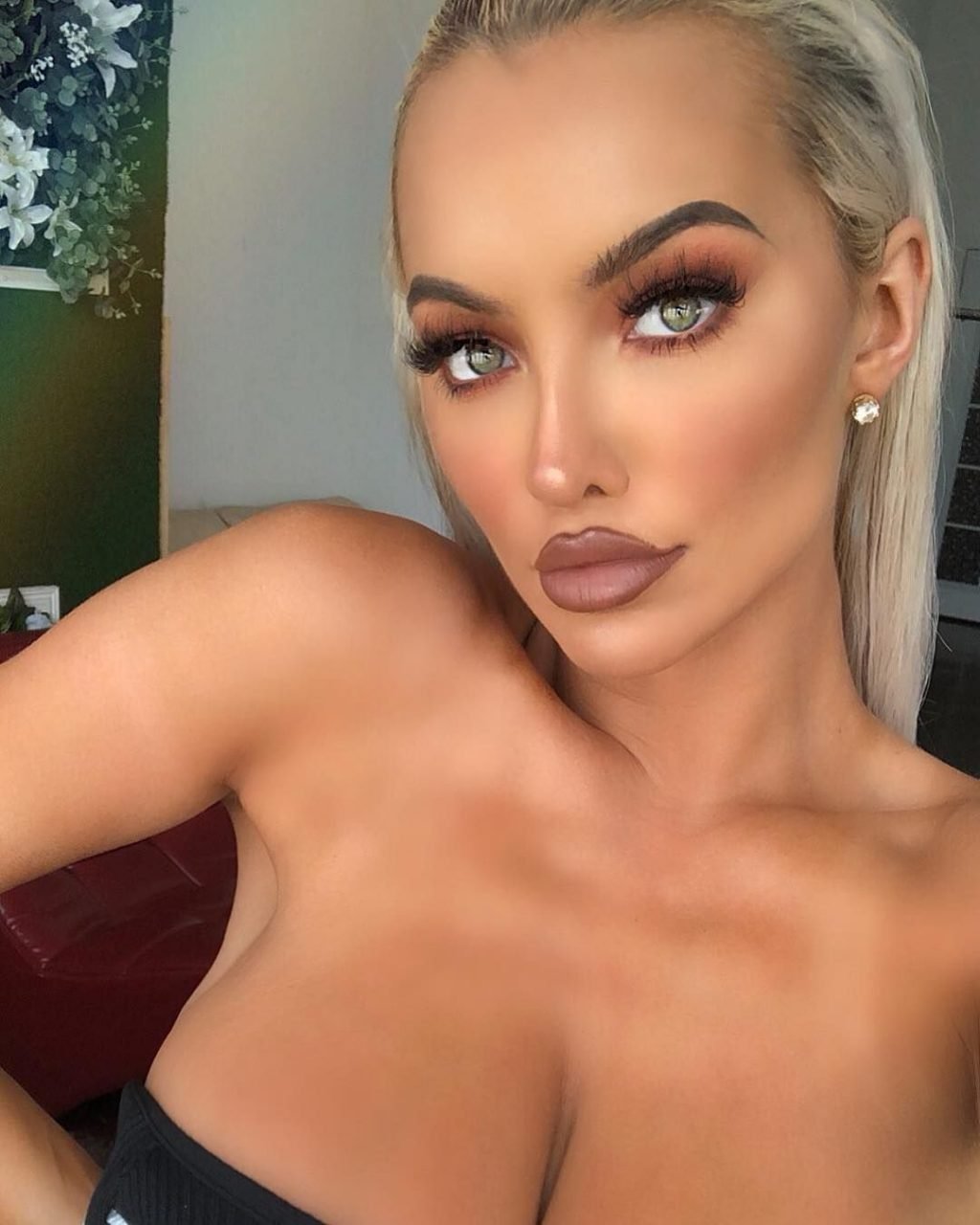 Lindsey Pelas Sexy &amp; Topless (71 Photos)