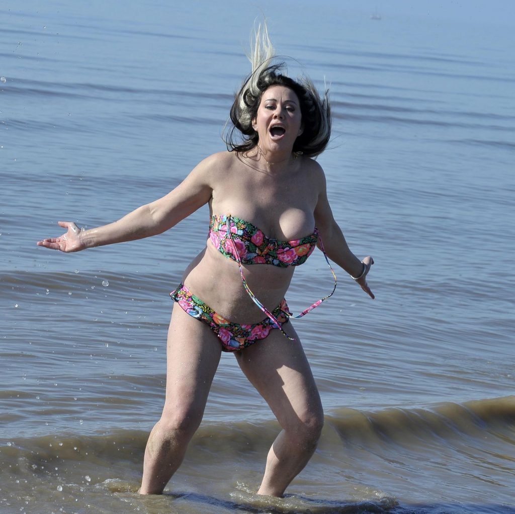 Lisa Appleton Hot &amp; Topless (24 Photos)